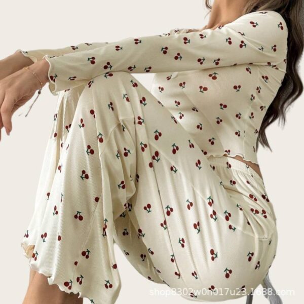 Lounge wear with trousers - Image 2