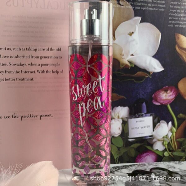 Body splash - Image 3