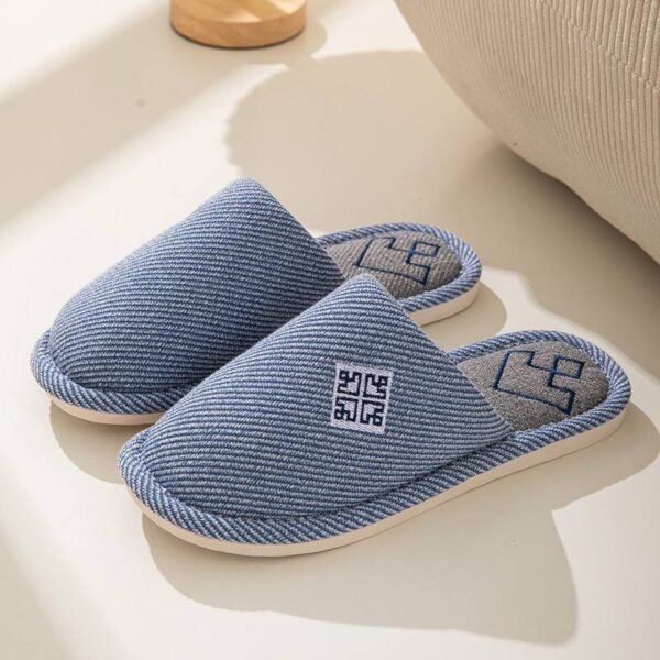 Bedroom slippers - Image 2
