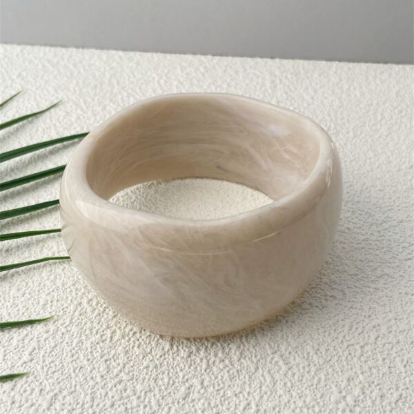Acrylic bangles 1 - Image 8