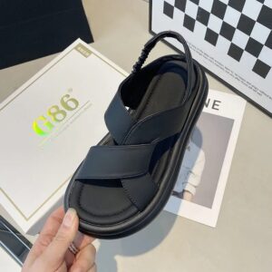 Girls' sandals