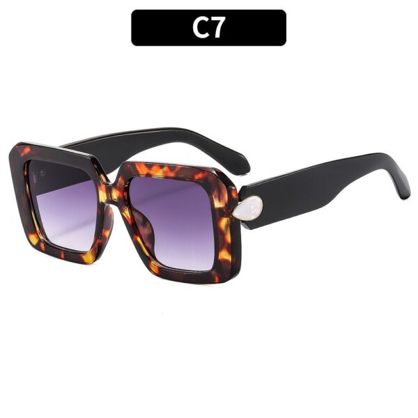 Glasses 109 - Image 6