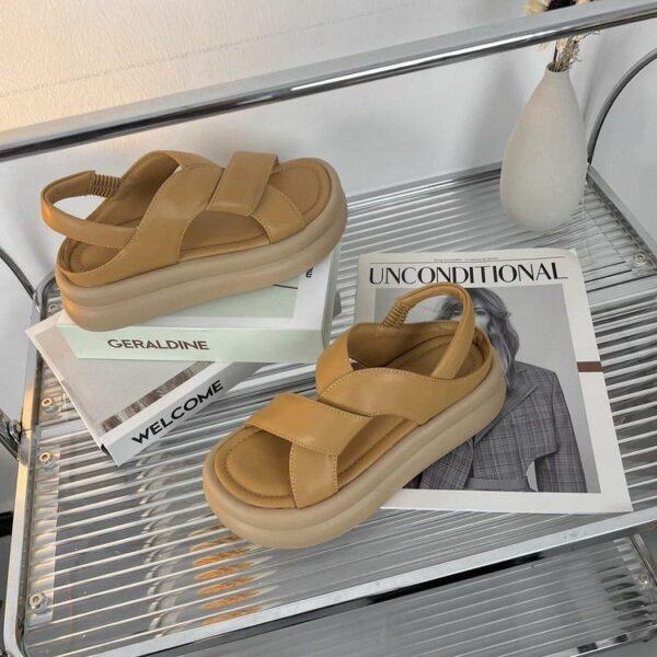 Girls' sandals - Image 3