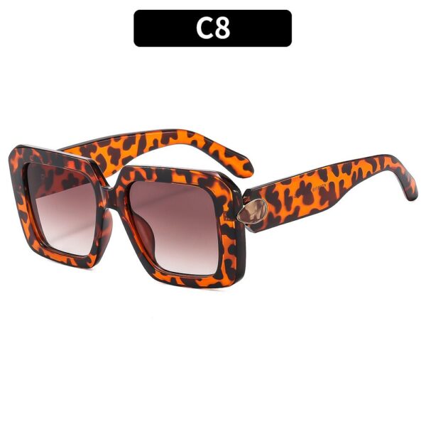 Glasses 109 - Image 7
