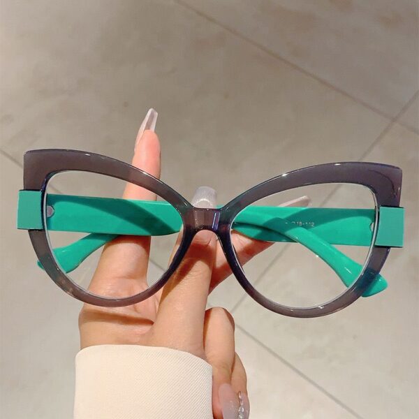 Glasses 107 - Image 4