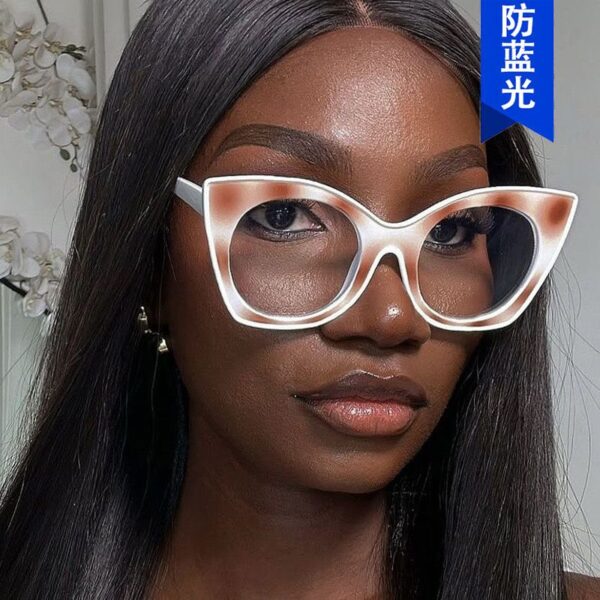 Glasses 116 - Image 14