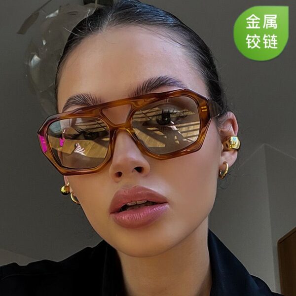 Glasses 119 - Image 2