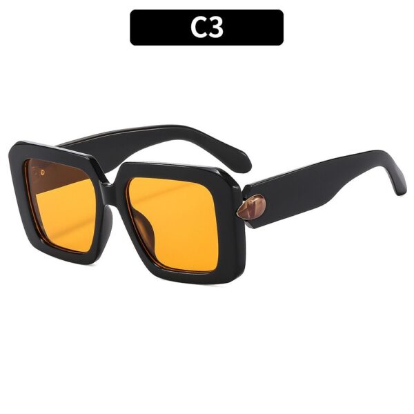 Glasses 109 - Image 2