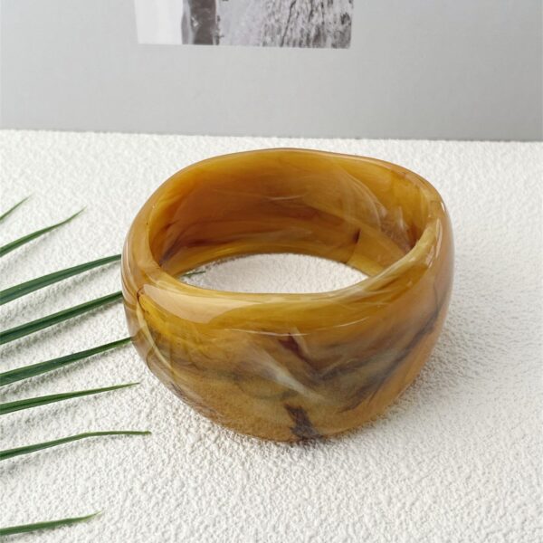Acrylic bangles 1.2